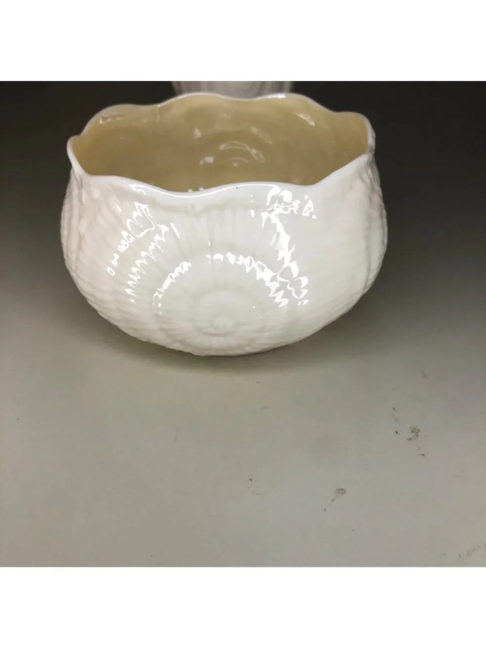 Belleek Shell-Shaped Ceramic Creamer & Sugar Bowl Set